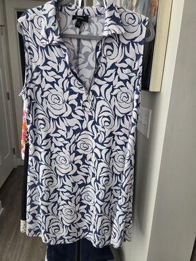 MSK Navy & White Floral Zip-Front Sleeveless Tunic
